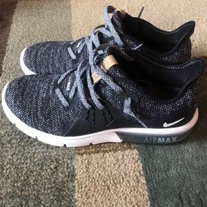 Nike AirMax sequent 3